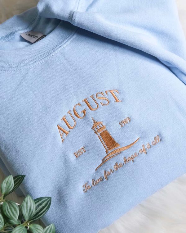 August – Embroidered Sweatshirt