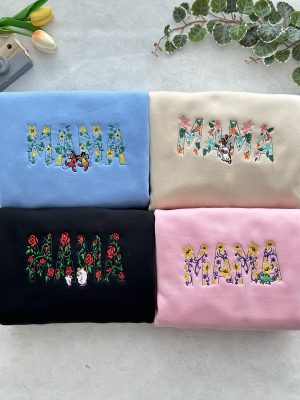 MAMA Disney Princess Embroidered Sweatshirt