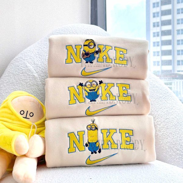 Minions – Embroidered Sweatshirt